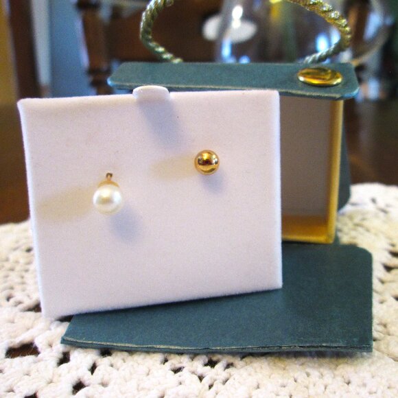Revers. 10Kt Gold Ball & Fresh Water Pearl 2-in-1 Earrings NWT - Picture 5 of 7